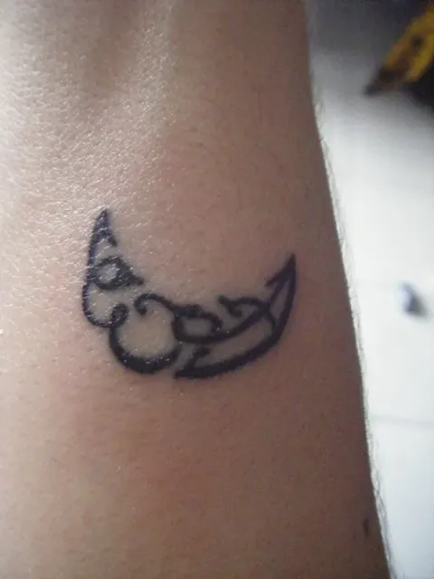 Adriana - E+A moon slice