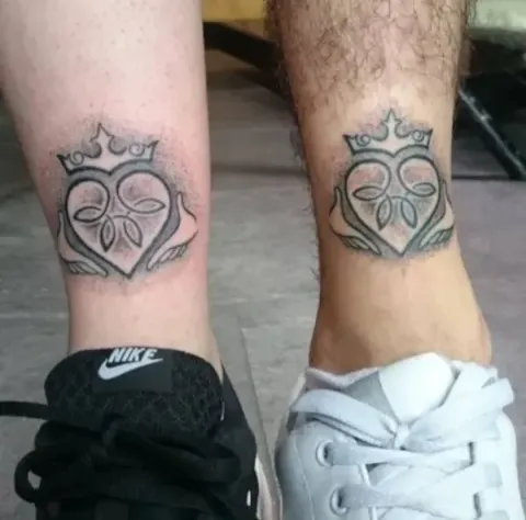 claddagh,hands,heart,crown,love,friendship,loyalty,lovers