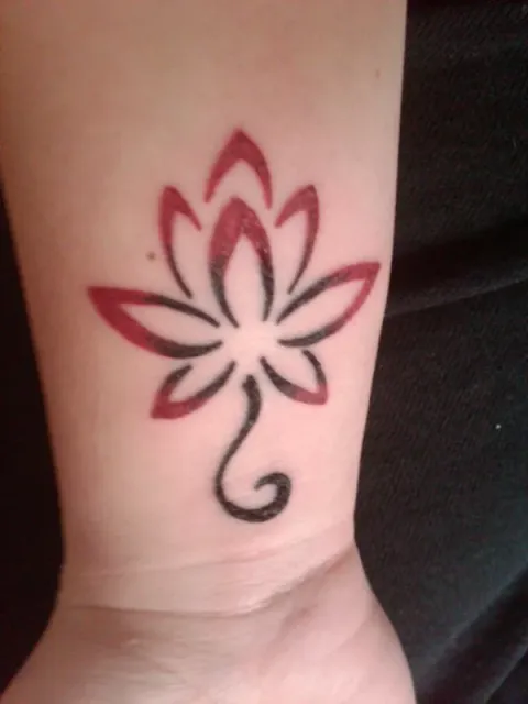 Jeri - Lotus flower
