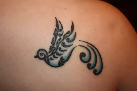 Kelli - Swallow