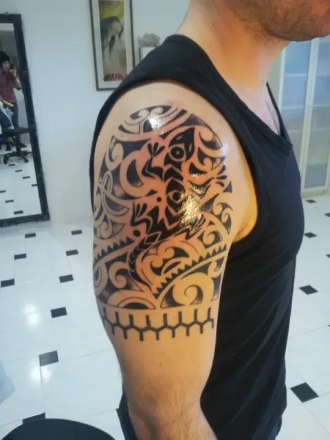 Marco - Half sleeve