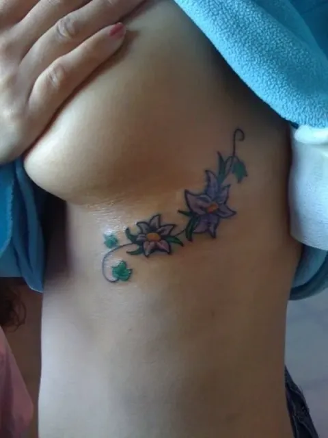 Sara - Ivy and flowers