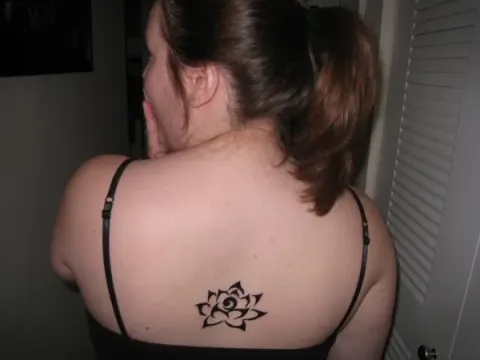 Sarah - lotus