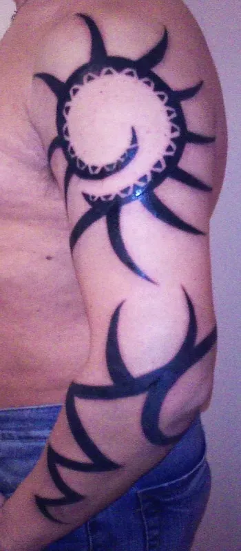Stefano - Tribal sleeve