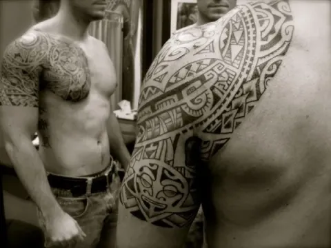 Tanne - pec n sleeve