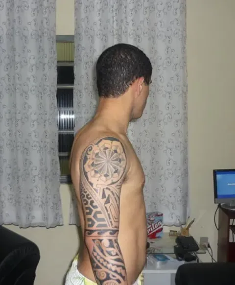 Vagner - Polynesian sleeve
