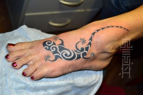 Luba - gecko: real inked placement tattoo photo thumbnail